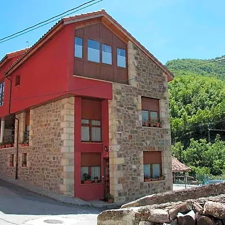 Remona 3* Camaleño