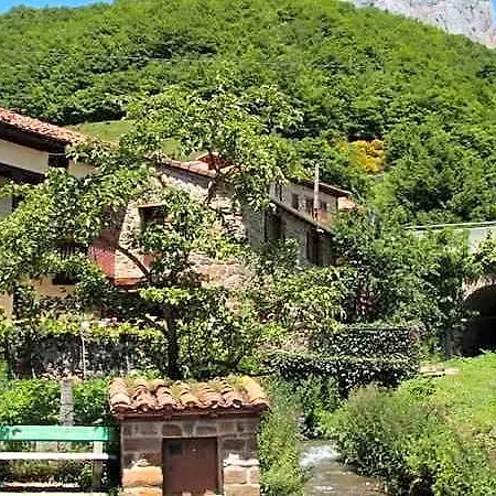 Remona Hotell Camaleño